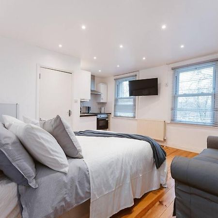 Your Lovely Studio Flat- West3 Londres Exterior foto